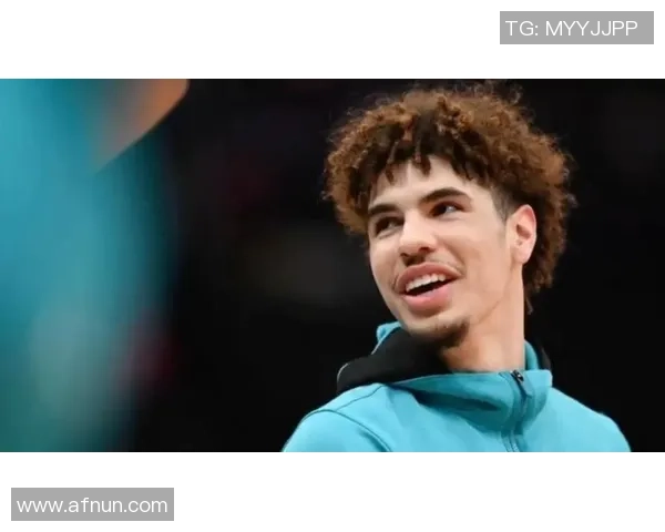 拉梅洛-鲍尔:我爱夏洛特我想留在这儿,归队传言都是假消息